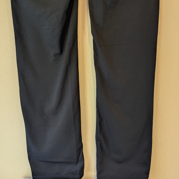 Reebok Women's Black Leggings - Picture 8 of 16